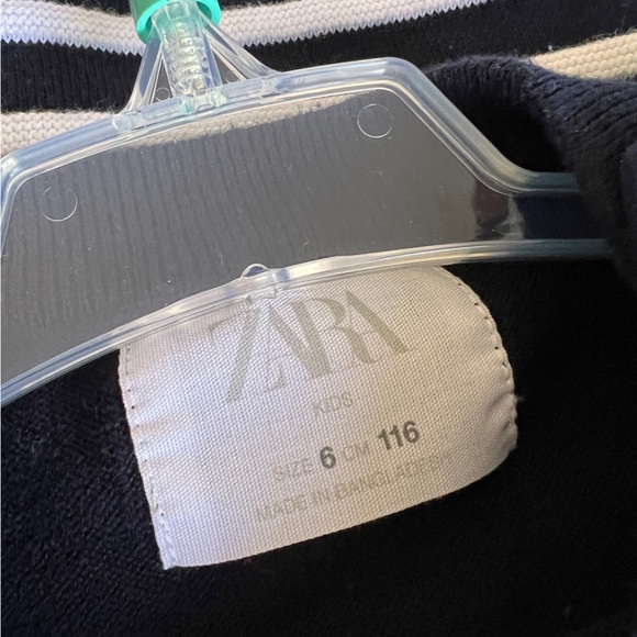 Zara dark blue and white striped knit sweater for boy. Size 6 - Picture 2 of 5